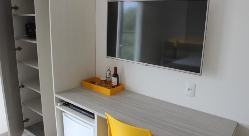 Nobile Hotel Гуаружа Екстериор снимка