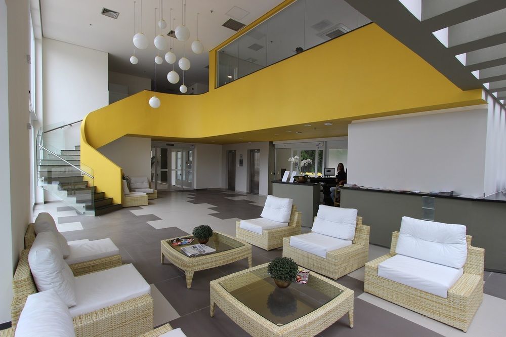 Nobile Hotel Гуаружа Екстериор снимка