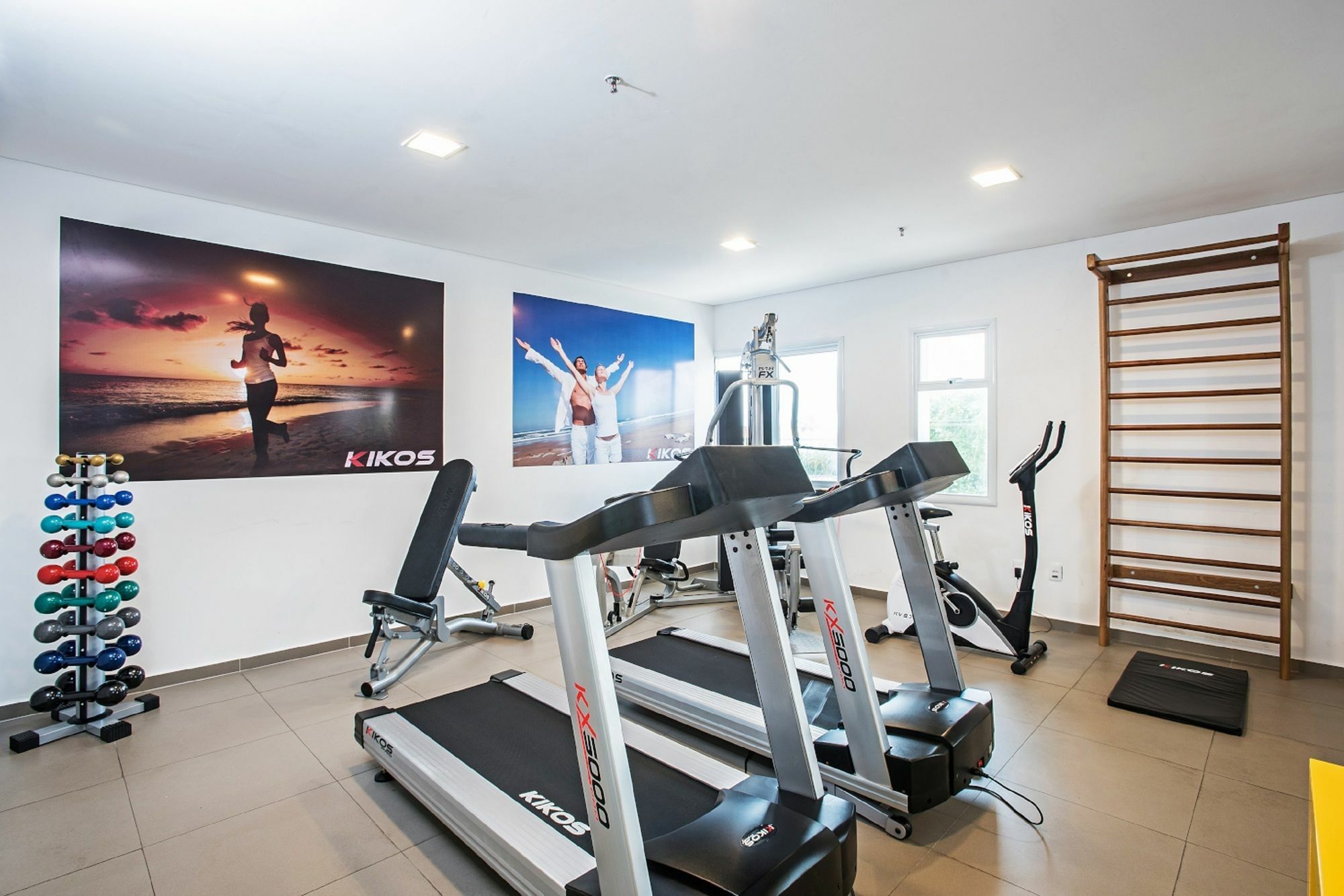 Nobile Hotel Гуаружа Екстериор снимка