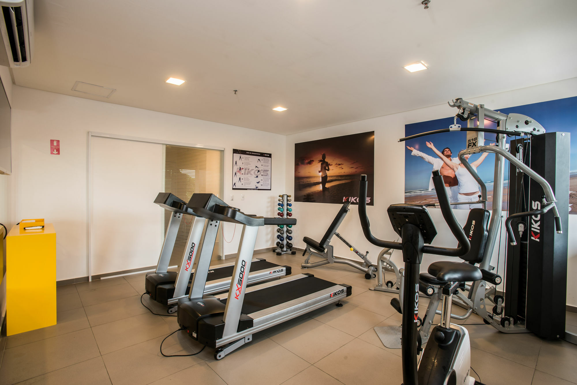 Nobile Hotel Гуаружа Екстериор снимка