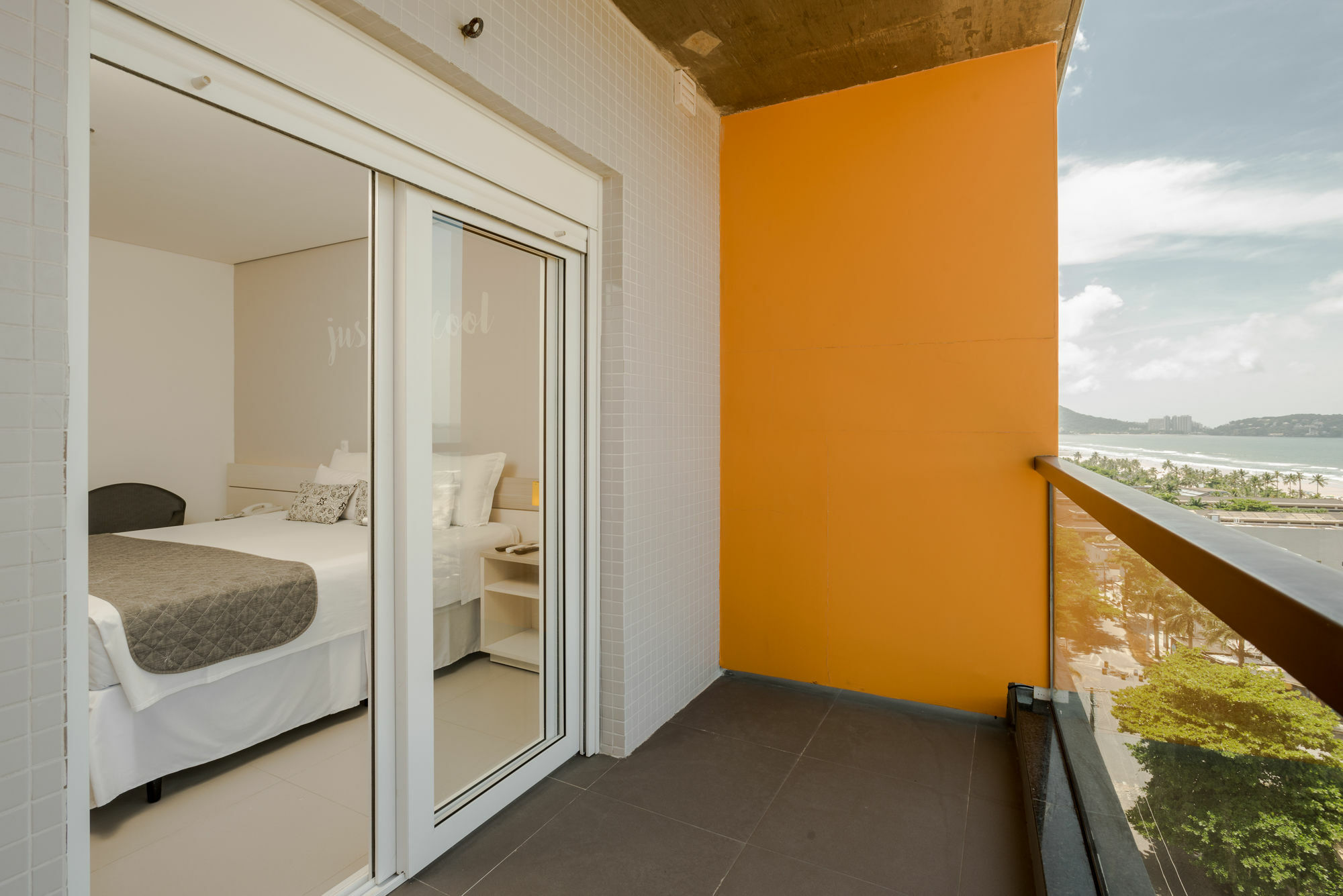 Nobile Hotel Гуаружа Екстериор снимка