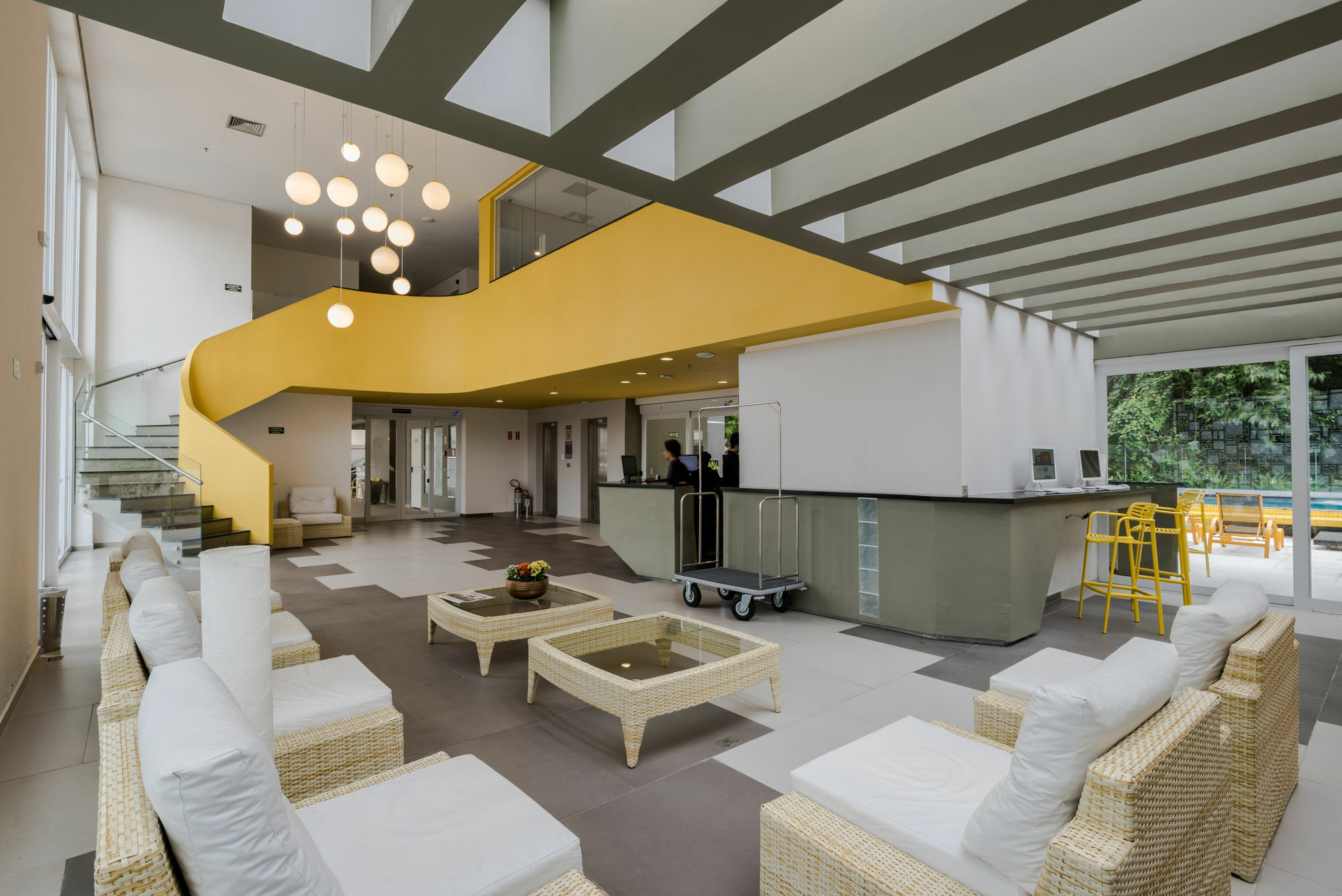 Nobile Hotel Гуаружа Екстериор снимка